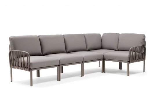 Modułowa sofa narożna komodo nardi z konstrukcją w kolorze tortora i poduszkami grigio Modułowa sofa narożna komodo nardi z konstrukcją w kolorze tortora i poduszkami grigio