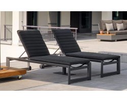 Aluminiowy leżak ogrodowy z kółkami DELTA nowoczesny ciemnoszary poduszka Carbon AllWeather