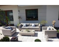 duży komplet wypoczynkowy z jasnoszarego technorattanu