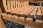 ergonomiczne siedzisko ławki teak