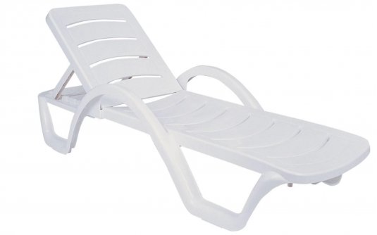 biały lezak sztaplowany basenowy z kółkami i podłokietnikami biały lezak sztaplowany basenowy z kółkami i podłokietnikami