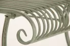 zielony szezlong ogrodowy metaloplastyka