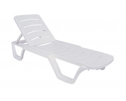 białe lezaki ogrodowe na kółkach Bahama