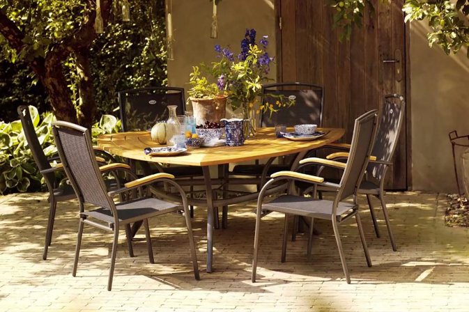 Zestaw do jadalni ogrodowej aluminiowo-teakowy TRIANGULAR Hartman