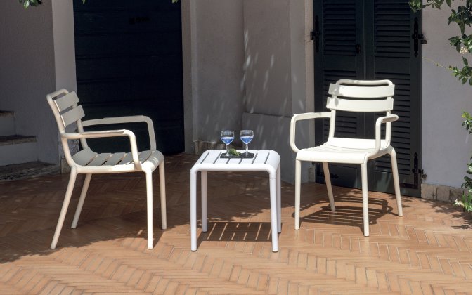 Biały stolik TAVOLINO ogrodowy z polipropylenu z włóknem szklanym – horeca