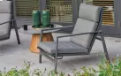 Fotel relaksacyjny ogrodowy aluminiowy BONDI - ciemnoszary kolor i pochylane oparcie poduszka szara Soltex