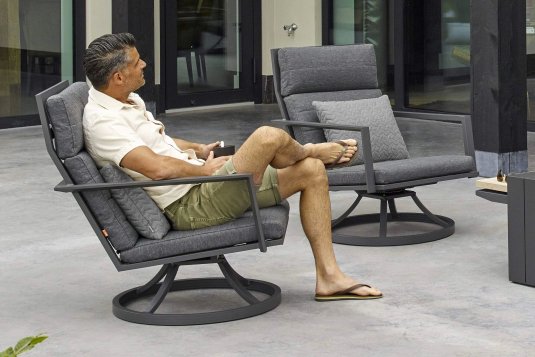 ANTRACYT Dostępny ANTRACYT Dostępny