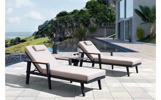 Komplet 2 leżaków czarnych aluminiowych na taras EMOTI Higold ze stolikiem