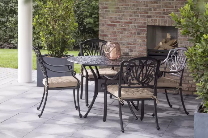 Stylowy zestaw stołowy z opkrągłym stołem 122 cm aluminiowy AMALFI
