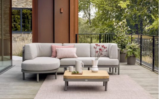 MAUI narożnik ogrodowy 198x155 grafitowy z teakowym stolikiem i poduszkami BEE WETT®