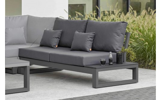 Dwuosobowa sofa ogrodowa ze stolikiem na końcu z desek kompozytowych CZARNYCH