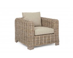 Beżowy fotel rattanowy do patio FORTALEZALEZA bizzotto