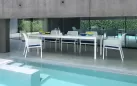 stół rozkładany RIO 210 biały z fotelami NET