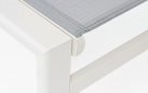 Biały leżak ogrodowy aluminiowy z kółkami tekstylina skipper bizzotto