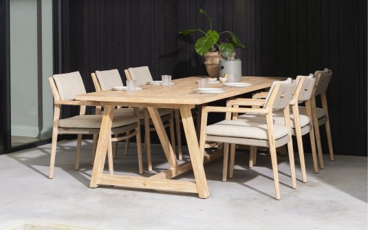 Komplet jadalniany na taras ze szczotkowanego drewna teak JULIA 4SO dla 6 osób