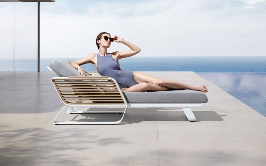 BIAŁY/TEAK Dostępny BIAŁY/TEAK Dostępny