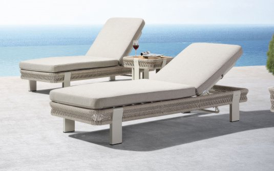 JASNY BEŻ Dostępny JASNY BEŻ Dostępny