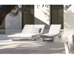 Białe dwuosobowe nowoczesne łóżko ogrodowe aluminiowe INFINITY bizzotto