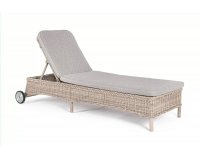 Leżak ogrodowy z kółkami stylowy z technorattanu beżowy JUPITER bizzotto