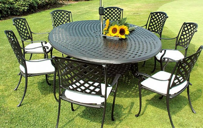 Owalny ogrodowy stół z odlewanego aluminium malowany na czarno KINGS 250x110 cm