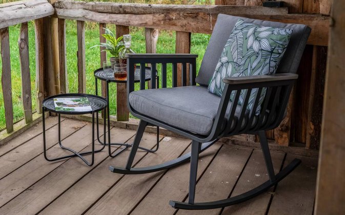 Krzesło bujane aluminiowe grafitowe na taras AMAL 