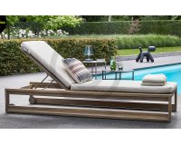 Leżak ogrodowy z drewna teakowego z beżową poduszką ANTIGUA appleBee