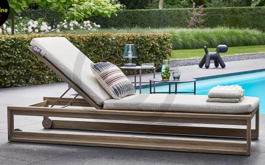 Leżak ogrodowy z drewna teakowego z beżową poduszką ANTIGUA appleBee