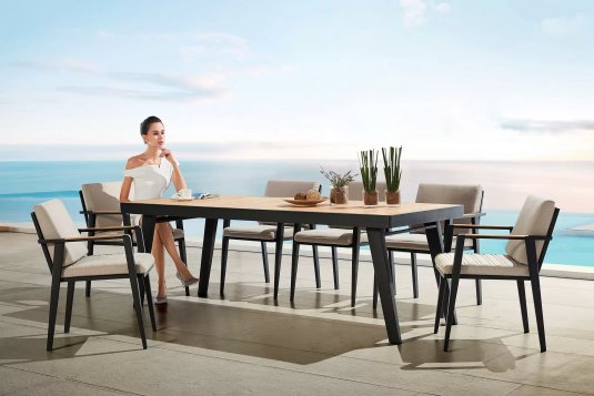 Komplet mebli stołowych na taras  aluminiowy ciemnoszary EMOTI Dining Higold