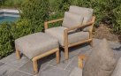 Fotel ogrodowy z podńóżkiem z drewna tekowego LUCAS 4SO poduszki beżowe Olefin