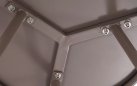Okrągły stolik kawowy taupe na taras i do domu BER d50 cm blat polipropylen / nogi metal lakierowany