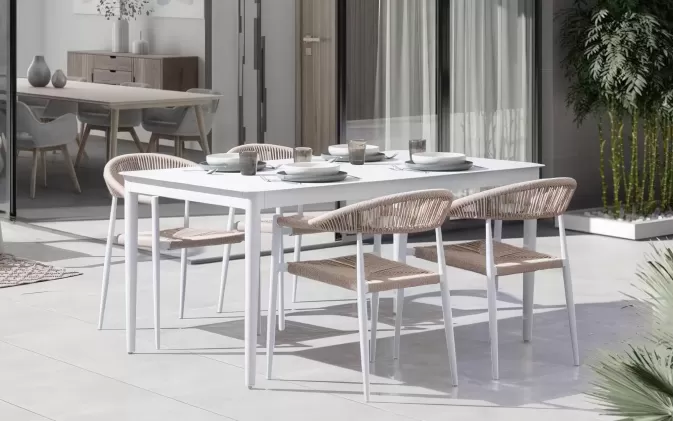 Biały stół ogrodowy dla 6 osób aluminiowy nebula