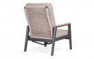 Fotel grafitowy na taras MIGUEL pochylane oparcie beżowe poduszki sznurek polipropylenowy