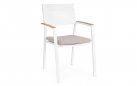 4x białe sztaplowane aluminiowe krzesło ogrodowe z podłokietnikami imitacja drewna ZELMAR 