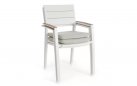 Aluminiowe krzesło ogrodowe sztaplowania z poduszką i podłokietnikami białokremowe zelmar bizzotto