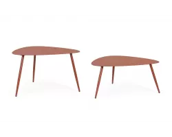 Ceglany zestaw stolików ogrodowych trójkątnych YVONNE 77,5x73,5 2 wysokości