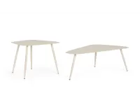 Jasnobeżowy zestaw stolików ogrodowych czworokatnych YVONNE 2 wysokości