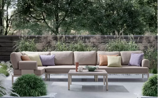 Modułowy beżowy narożnik na taras aluminiowy GERALD beżowe poduszki Olefin bolzano