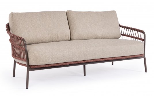 Brązowa sofa ogrodowa TALAIA z oplotem z liny poliprop w kolorze bordowobrązowym  / beżowe poduszki bizzotto