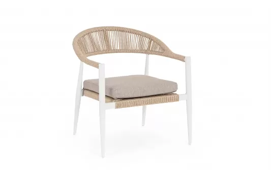 Biały fotel aluminiowy na taras JANDIA technorattan bezowy