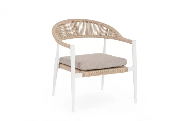 Biały fotel aluminiowy na taras JANDIA technorattan bezowy