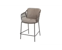 Hoker barowy CAPALBIO nogi brązowe siedzisko sznurek i poduszki Bounce