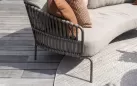 Zaokrąglona 3-osobowa sofa wypoczynkowa CAPALBIO  4SO