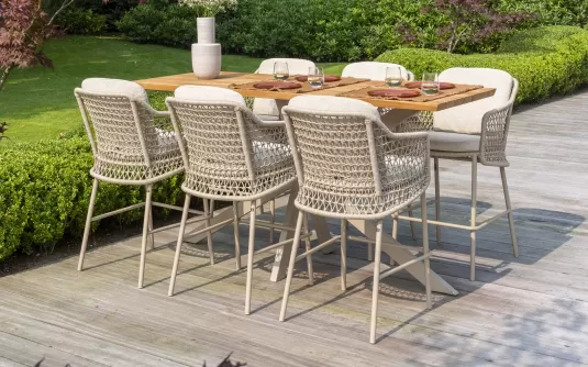 Komplet barowy na taras beżowy TRAMONTI stół blat teak 