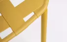Żółte krzesło ogrodowe metalowe z podłokietnikami sztaplowane CLOVER Bizzotto