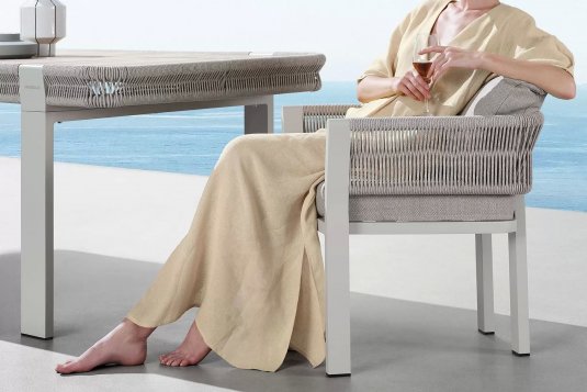 JASNY BEŻ Dostępny JASNY BEŻ Dostępny