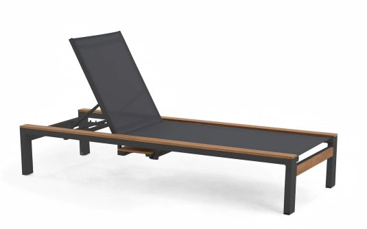 Ekskluzywny grafitowy leżak aluminiowy ogrodowy na kółkach SOHO z dodatkami z teaku Ekskluzywny grafitowy leżak aluminiowy ogrodowy na kółkach SOHO z dodatkami z teaku