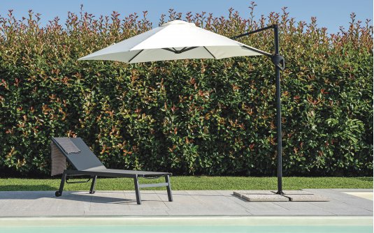 Sześciokątny parasol z noga boczną TONDO Ø 270 cm kremowe poszycie