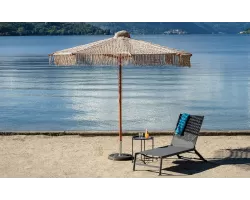 MACRAMÉ Ø250 parasol ogrodowy z drewna z frędzlą dekoracyjną
