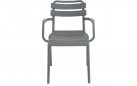 Szare krzesło ogrodowe TORVI sztaplowane z polipropylenu z podłokietnikami