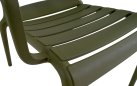 Zielone krzesło ogrodowe TORVI sztaplowane z polipropylenu z podłokietnikami